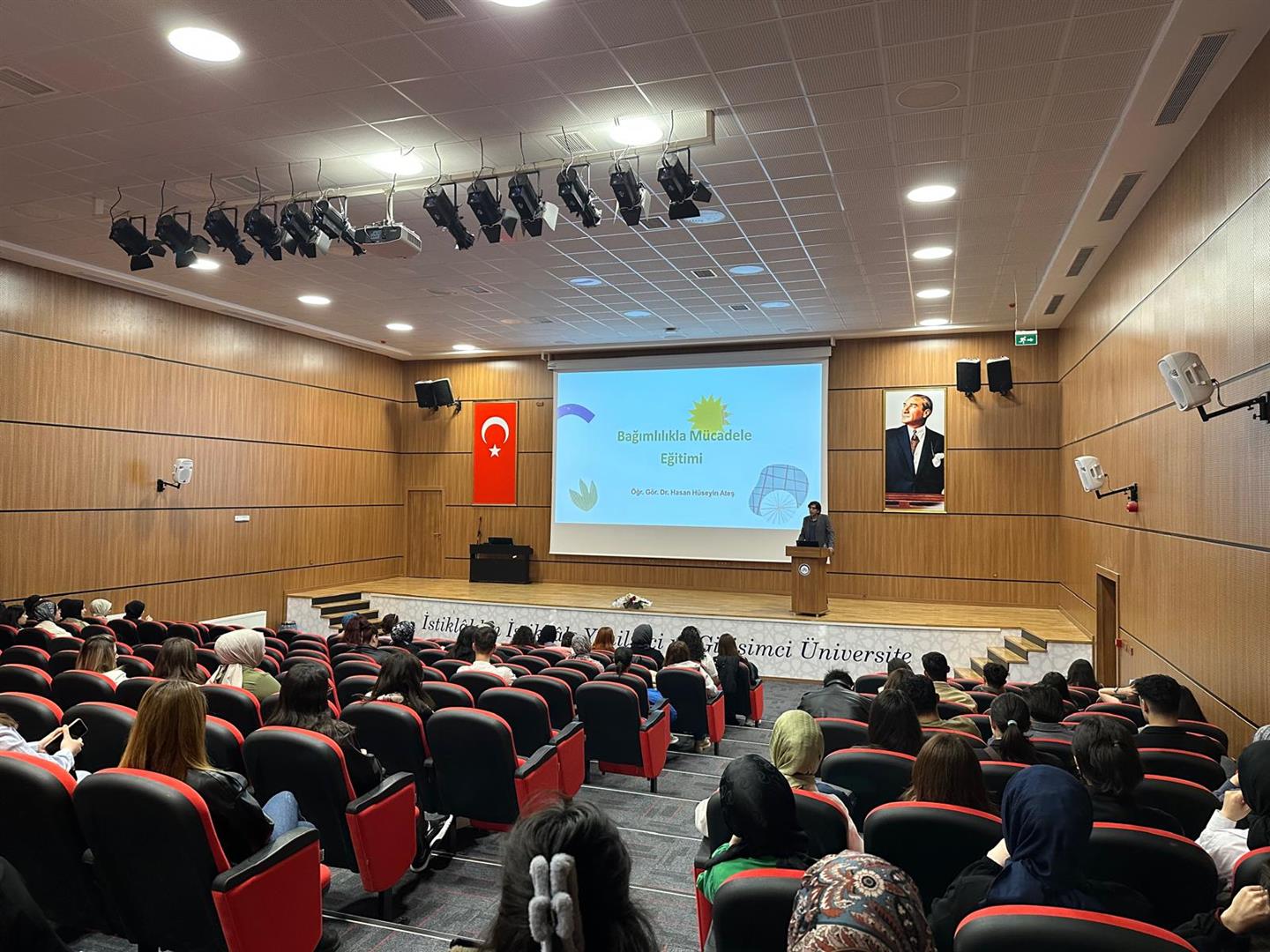 Bağımlılıkla Mücadele Eğitimi (Öğr. Gör. Dr. Hasan Hüseyin Ateş) (30.04.2025)